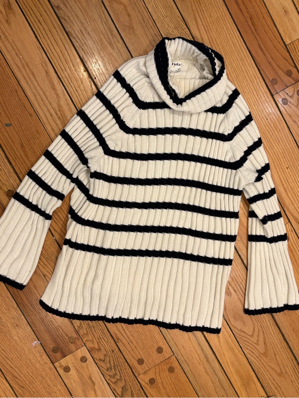 Arula Ribbed Striped Turtleneck Sweater - Cream & Black 3X